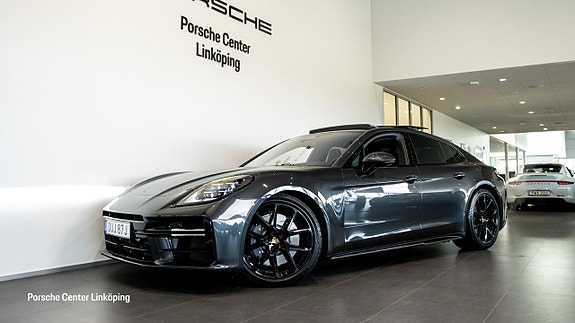 Porsche Panamera 4 7 of 25