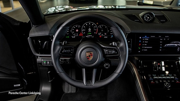 Porsche Panamera 4 12 of 25
