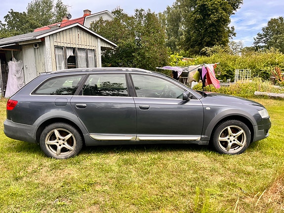 Audi A6 allroad 4 of 5