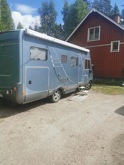 Hymer B614 9 of 10