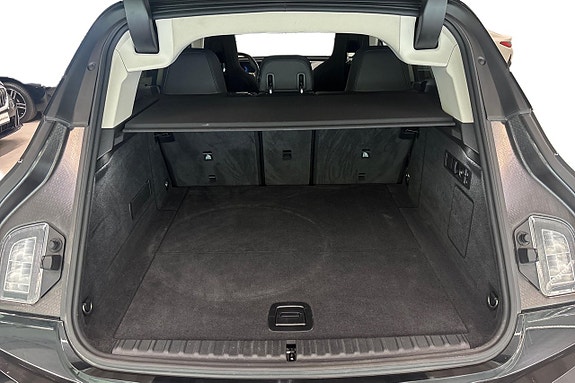 BMW iX 10 of 18