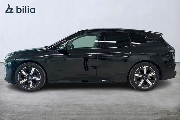 BMW iX 3 of 18