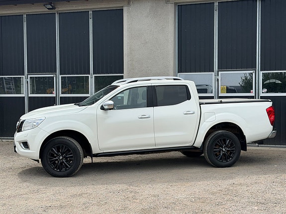 Nissan Navara 2 of 19