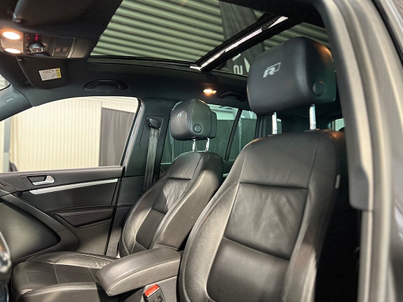 Volkswagen Tiguan 3 of 17