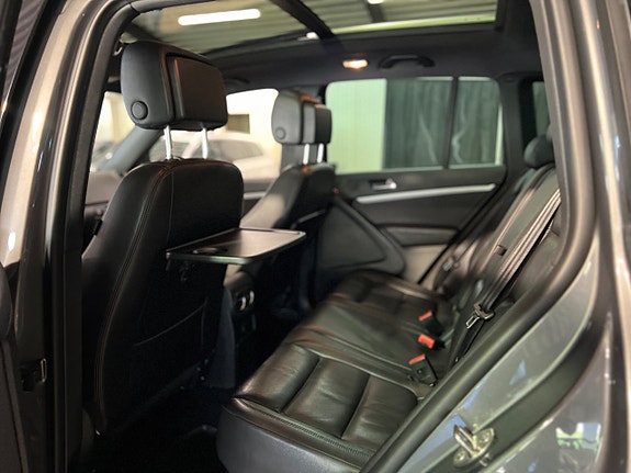 Volkswagen Tiguan 4 of 17