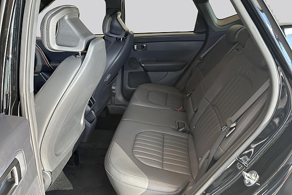 Kia Seltos 11 of 25