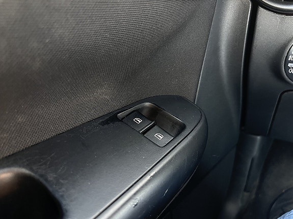 Seat Ibiza 19 of 25