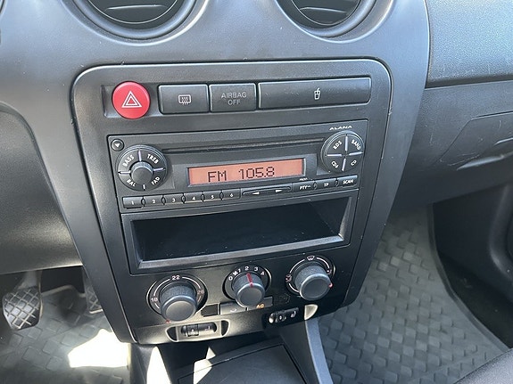 Seat Ibiza 17 of 25