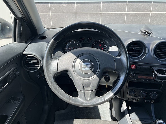 Seat Ibiza 14 of 25