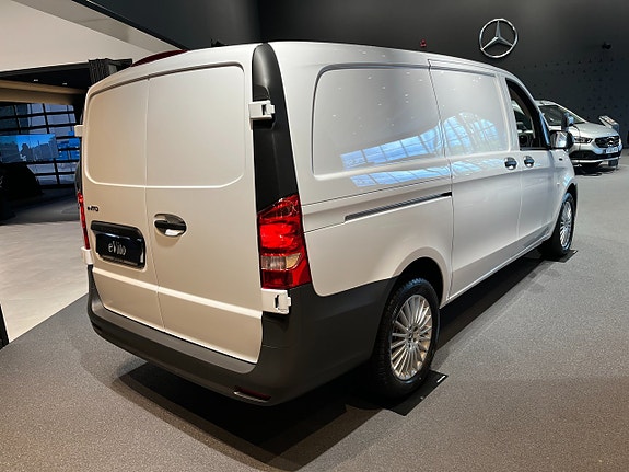 Mercedes-Benz eVito 112 3 of 5
