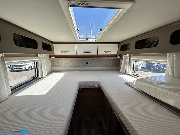 Weinsberg Cara Compact * 4.95% * Mercedes * 170hk * under 7 meter * 13 of 21