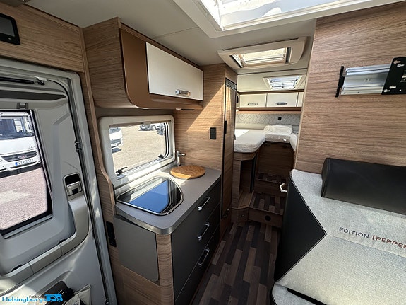Weinsberg Cara Compact * 4.95% * Mercedes * 170hk * under 7 meter * 11 of 21
