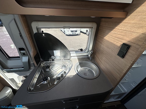 Weinsberg Cara Compact * 4.95% * Mercedes * 170hk * under 7 meter * 17 of 21