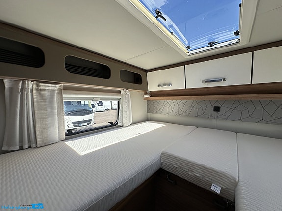 Weinsberg Cara Compact * 4.95% * Mercedes * 170hk * under 7 meter * 14 of 21