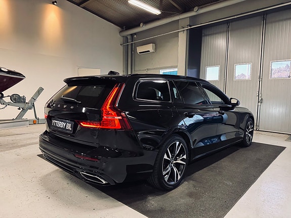 Volvo V60 4 of 27