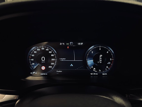 Volvo V60 11 of 27