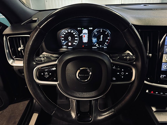 Volvo V60 10 of 27
