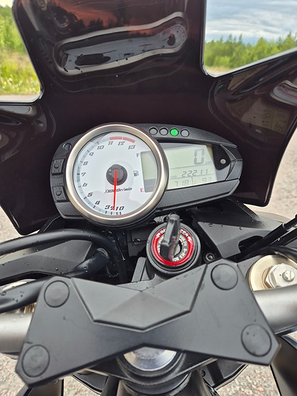 Kawasaki Z1000 5 of 5