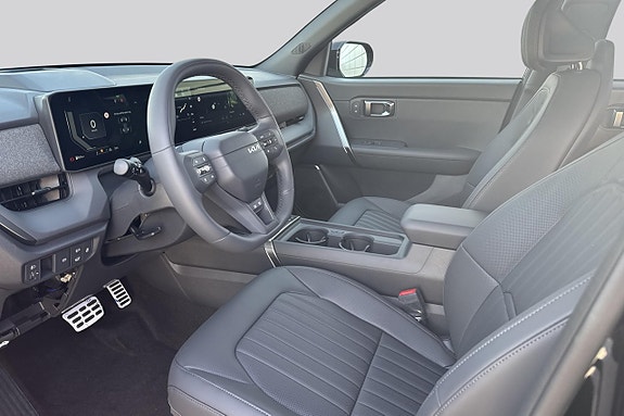 Kia Seltos 8 of 19
