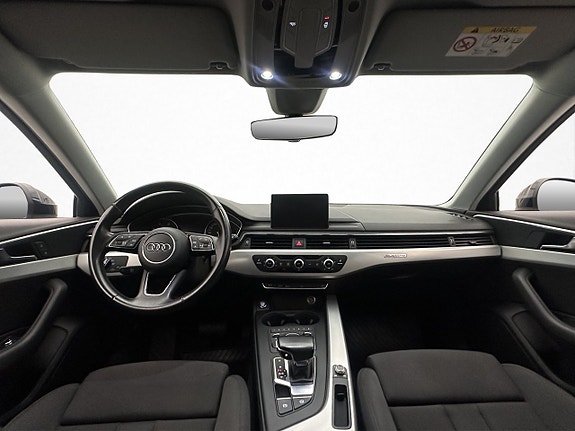 Audi A4 12 of 30
