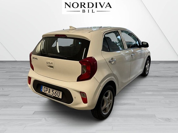 Kia Picanto 5 of 20
