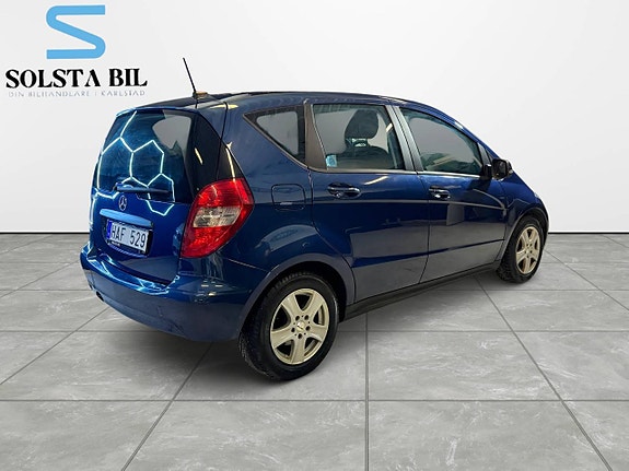 Mercedes-Benz A160 3 of 16