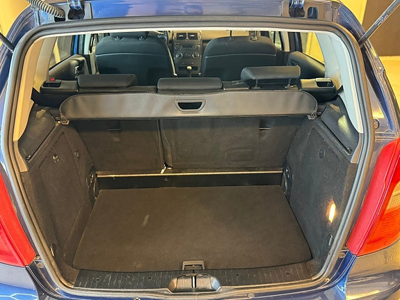 Mercedes-Benz A160 15 of 16