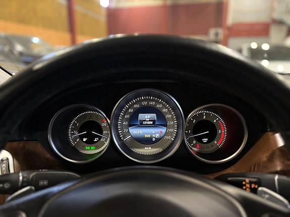 Mercedes-Benz CLS350 14 of 18