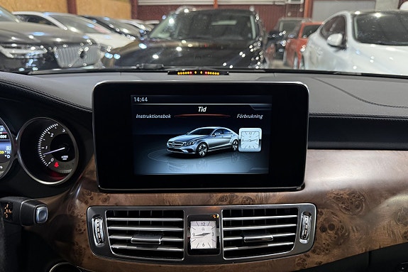 Mercedes-Benz CLS350 15 of 18