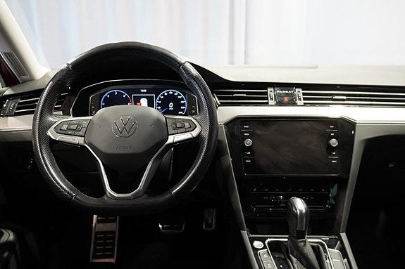 Volkswagen Passat Alltrack 8 of 18