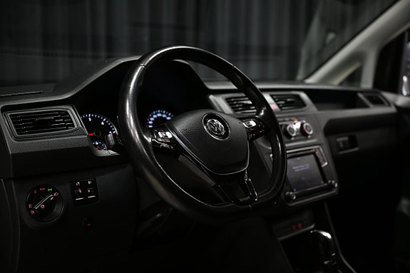 Volkswagen Caddy Maxi 16 of 29