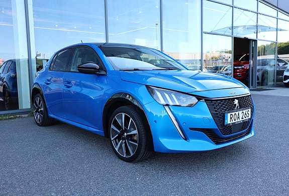 Peugeot e-208 3 of 5