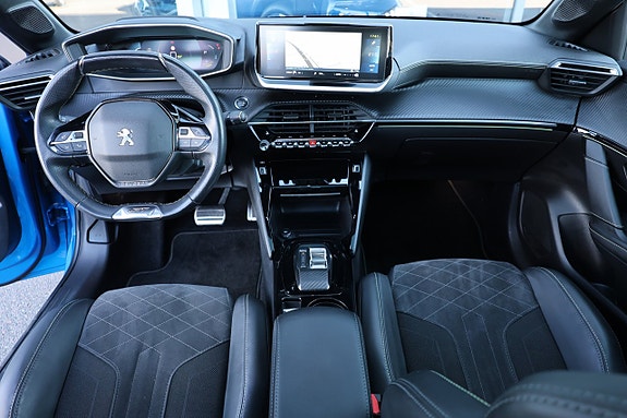 Peugeot e-208 11 of 21