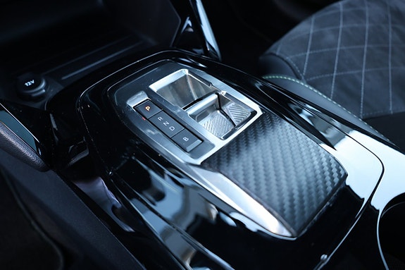 Peugeot e-208 17 of 21