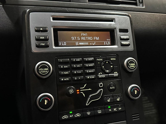 Volvo V70 11 of 14