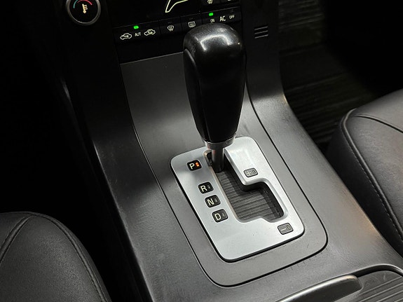 Volvo V70 12 of 14