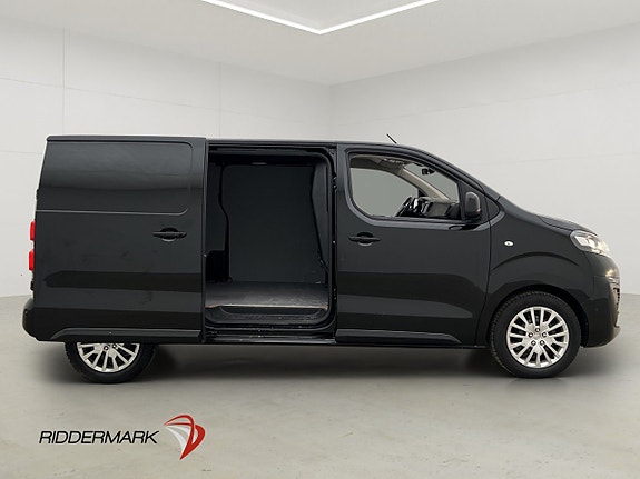 Opel Vivaro 11 of 30