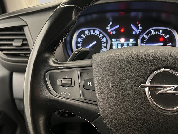 Opel Vivaro 20 of 30