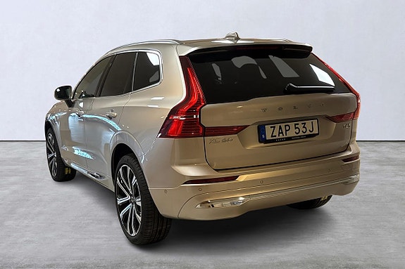 Volvo XC60 4 of 5