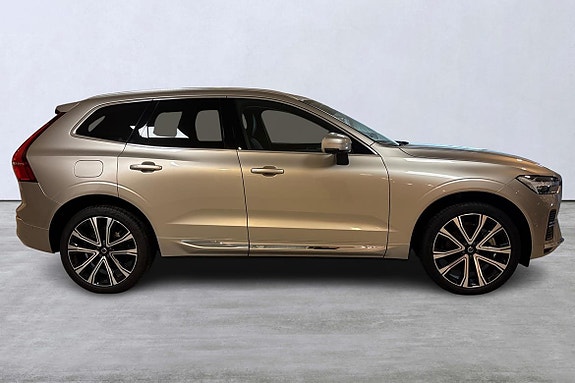 Volvo XC60 3 of 5