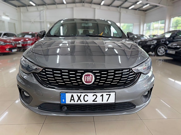Fiat Tipo 2 of 5