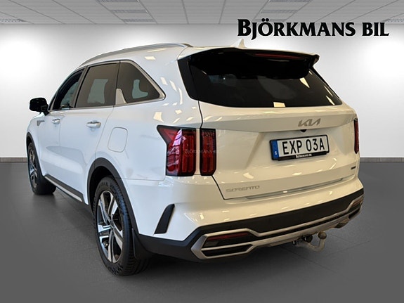 Kia Sorento 6 of 15