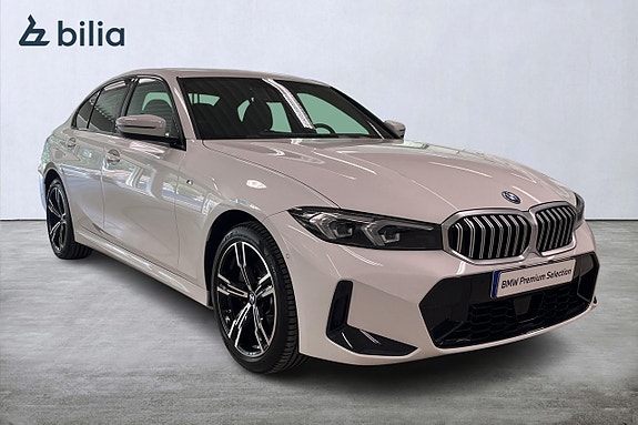 BMW 330e 17 of 17