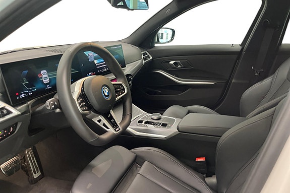 BMW 330e 12 of 17