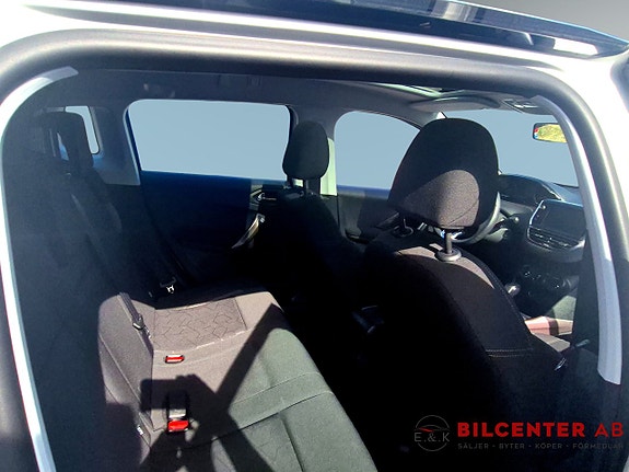 Peugeot 2008 13 of 19