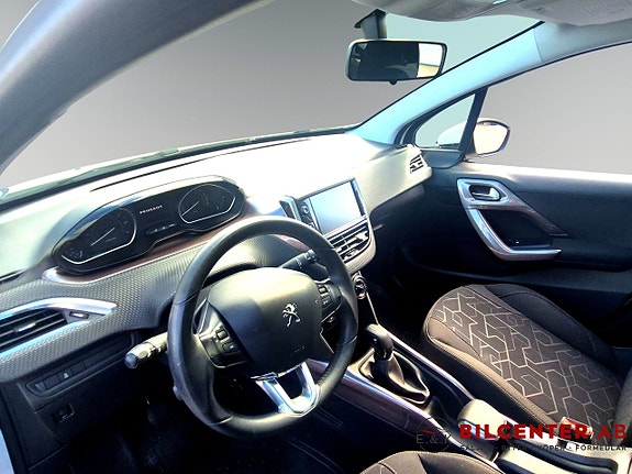 Peugeot 2008 9 of 19