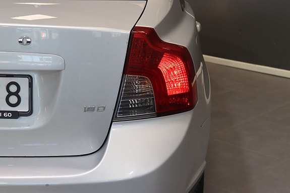 Volvo S40 11 of 18