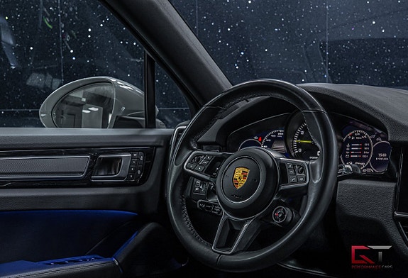 Porsche Cayenne 20 of 21