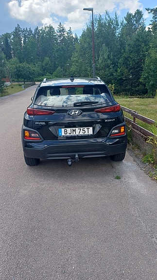 Hyundai Kona 4 of 5
