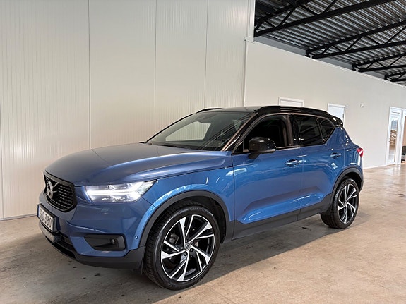 Volvo XC40 4 of 5